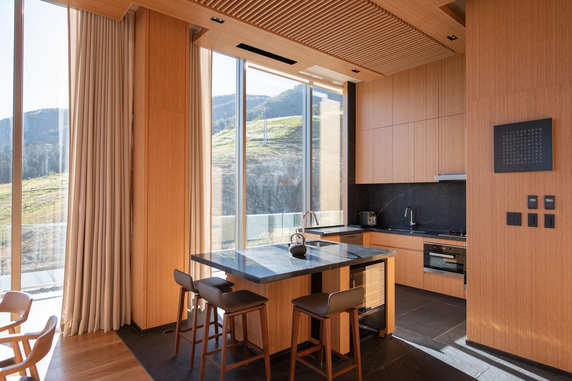 Skye Niseko Hotel Kutchan Exterior photo